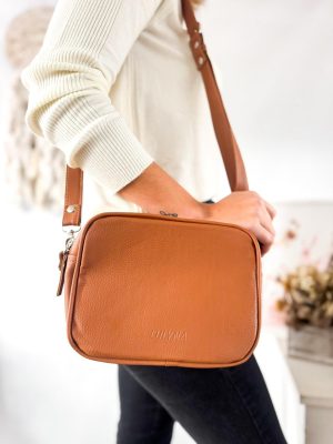 Cartera Bruna